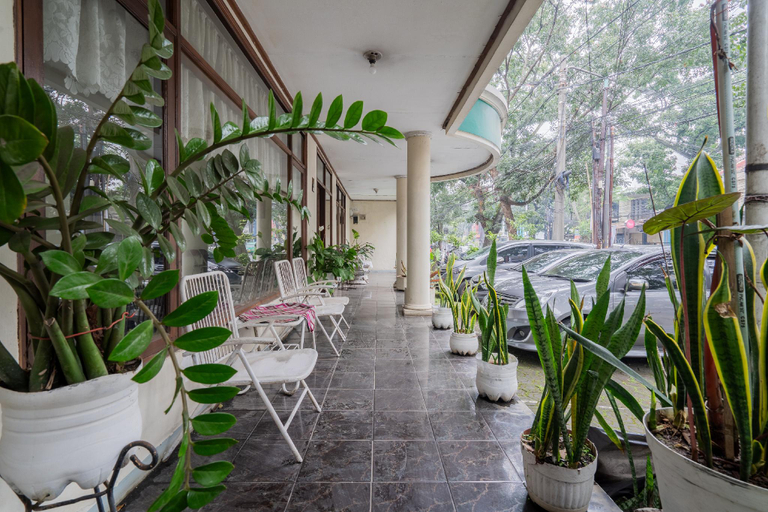 Others 2, Rehat at Karapitan Street Burangrang, Bandung