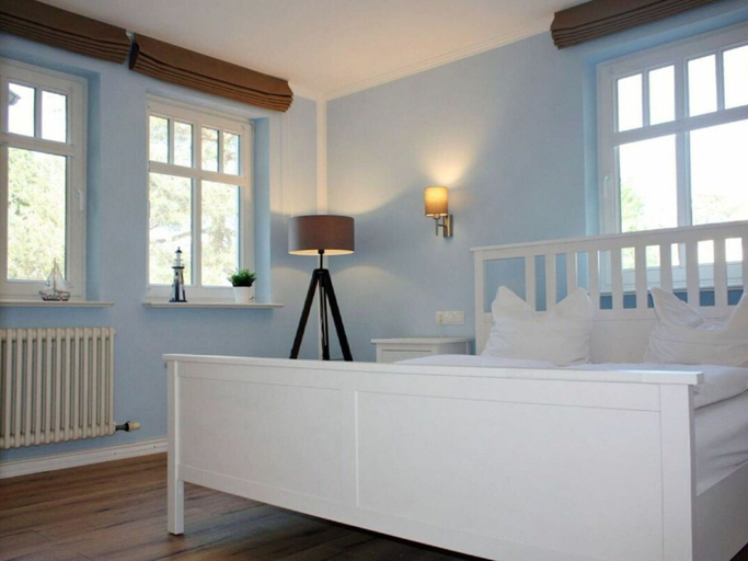 Room 5, Comfy Apartment With 1 Bedroom and Balcony 134, Vorpommern-Rügen
