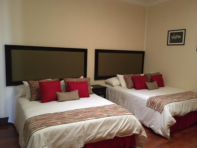 Bedroom 3, Hotel Hacienda El Rodeo, Mora
