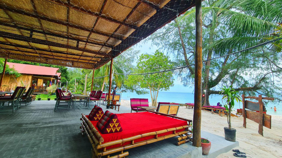 Public Area 3, Europe Enchanted Bungalow Koh Rong, Sihanoukville