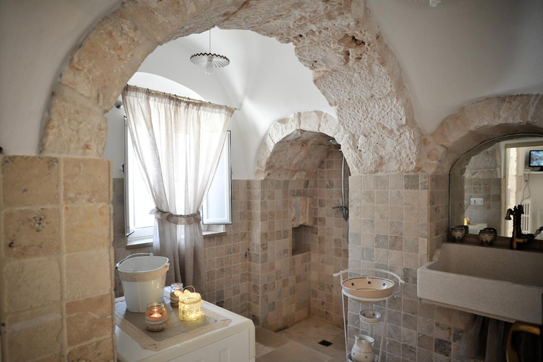 Others 2, Trulli di nonna Palma, Taranto