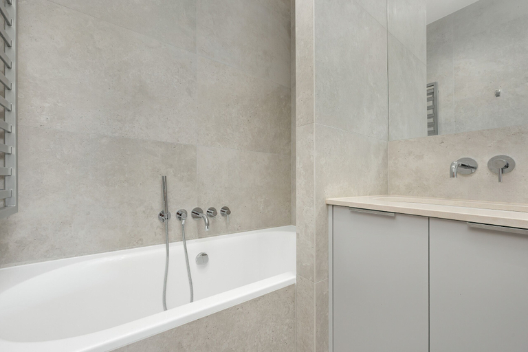 Bathroom 3, Cozy City Apartment by Renters Prestige, Warsaw