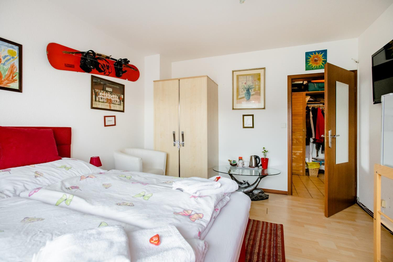 Bedroom 5, Ruhige Zimmer im Grunen, Berlin