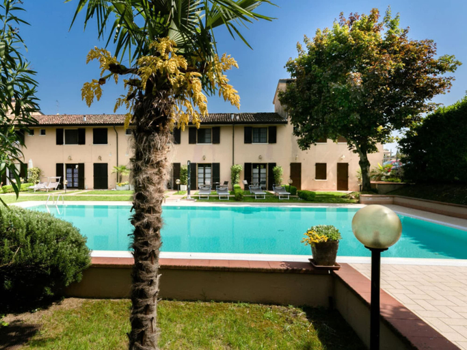 Pool 4, Casa Vecchio Mulino 1, Verona