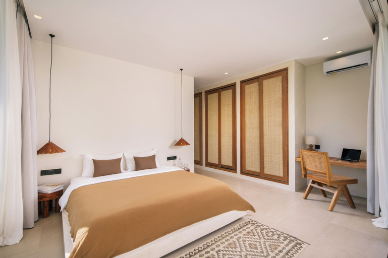 Bedroom 13