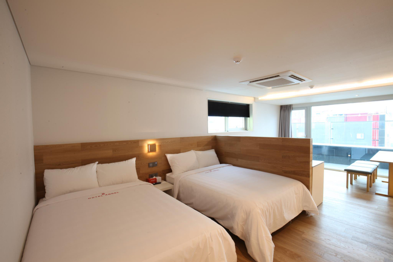 Bedroom 9