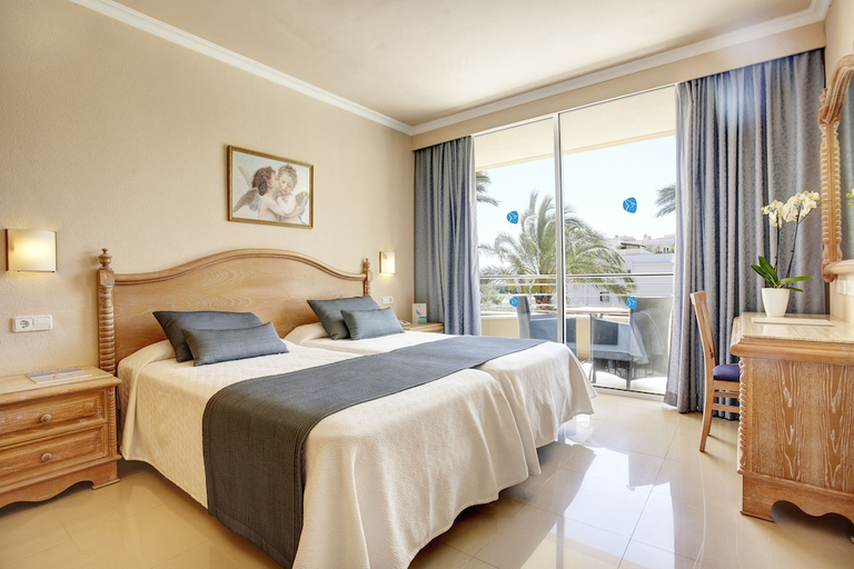 Bedroom 3, Grupotel Natura Playa, Baleares