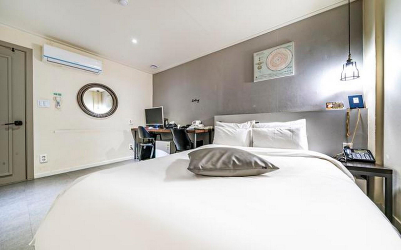 Bedroom 3, Incheon DongIncheon YAJA, Jung