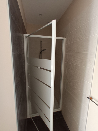 Bathroom 5, bastide des martelieres, Bouches-du-Rhône