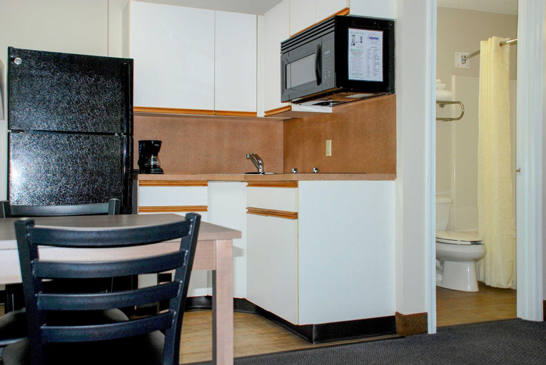 Dining Room 7