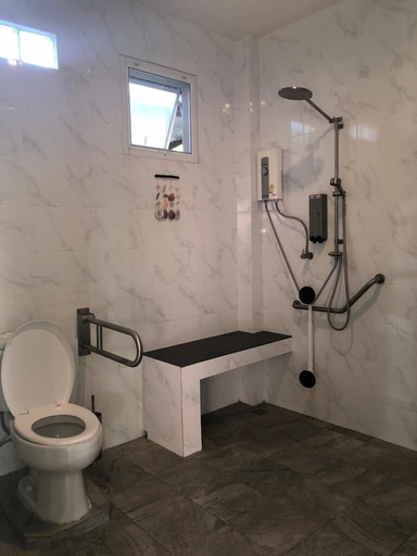 Bathroom 4, Chang Noi wheelchair accessible resort, Pran Buri