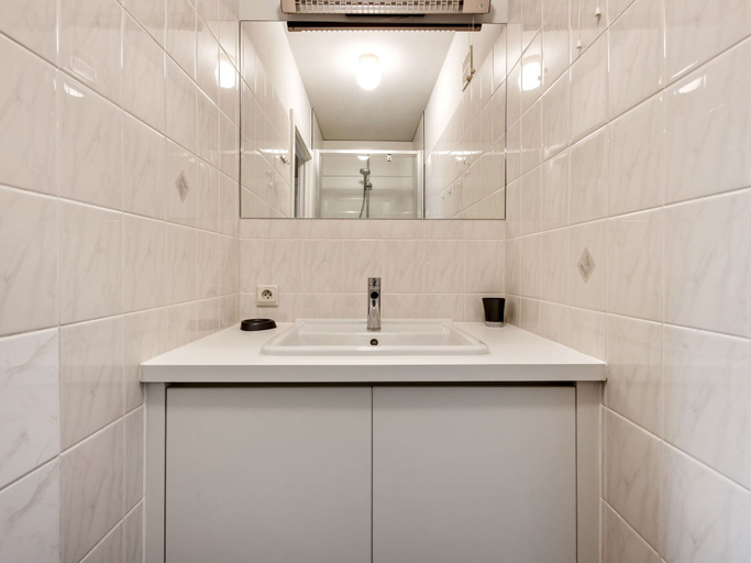Others 5, Cozy Apartment in Belgium With Parking, West-Vlaanderen