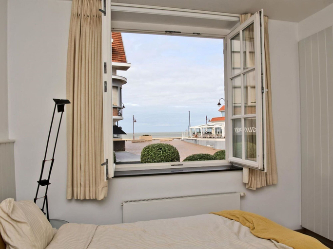 Others 4, Apartment in De Haan Near Belle Epoque Beach, West-Vlaanderen
