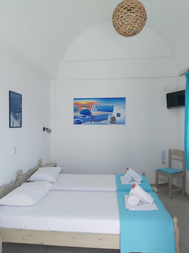 Bedroom 3, Anna Maria Rooms Santorini, South Aegean