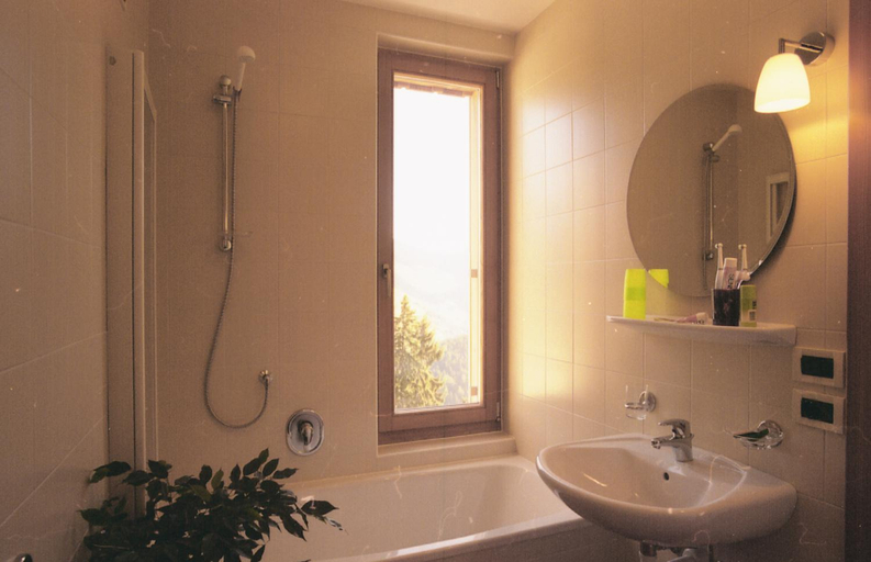 Bathroom 3, Al Carga San Vigilio di Marebbe, Bolzano