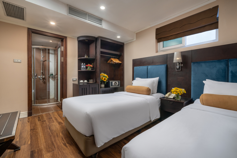 Bedroom 12