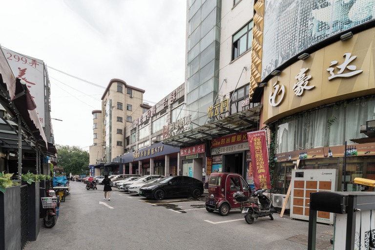 Exterior & Views, CaptainNo 5YouthHotel XianxiaRoad Branch, Shanghai