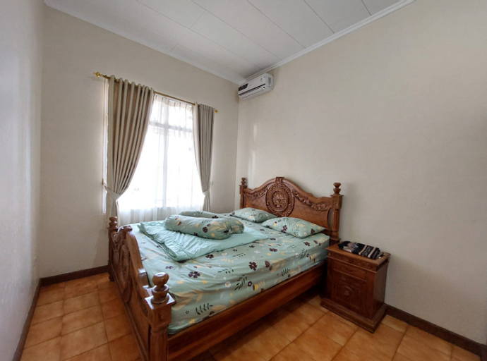 Bedroom 4, Villa puncak bogor kota bunga 3 kamar ada kolam pribadi dan karoke, Cianjur