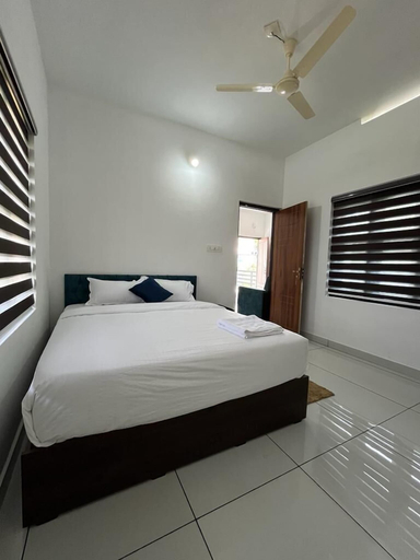 Bedroom 2, Hayat Residency, Wayanad