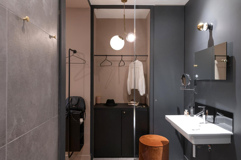 Bathroom 3, MiHotel Gailleton, Rhône