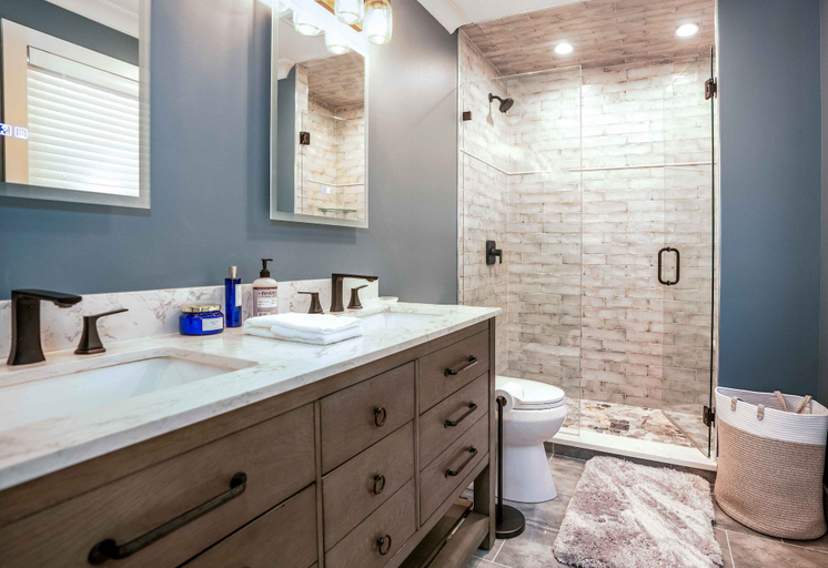 Bathroom 4, Bayside Retreat, Walworth