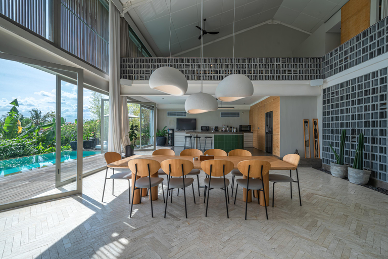 Food & Drinks 5, Wonderland - Elegant 4 Bedrooms Villa in Canggu, Badung