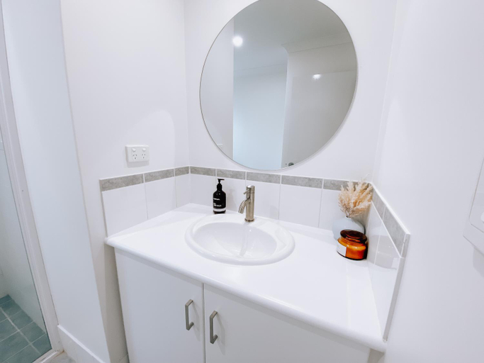 Bathroom 3, Whitesands, Busselton
