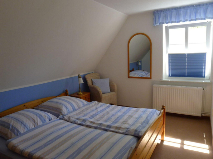 Bedroom 2, Holiday Home Brigitte, Nordfriesland