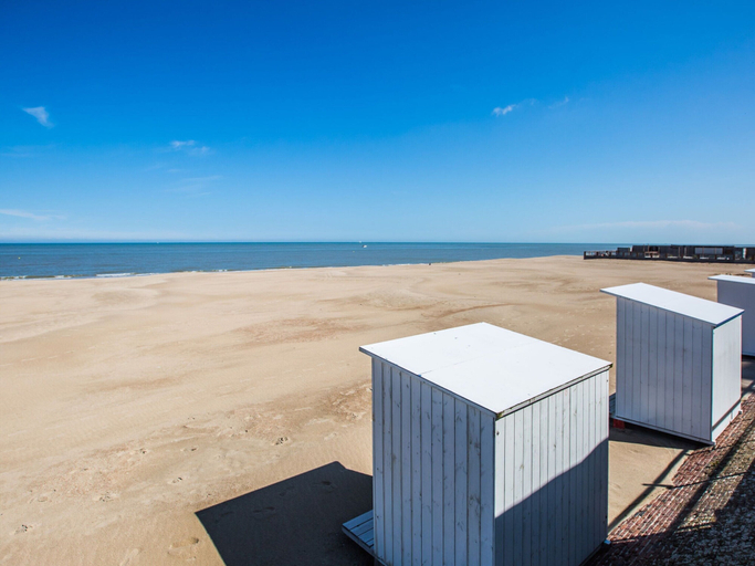 View from property 4, Charming Apartment With sea View, West-Vlaanderen