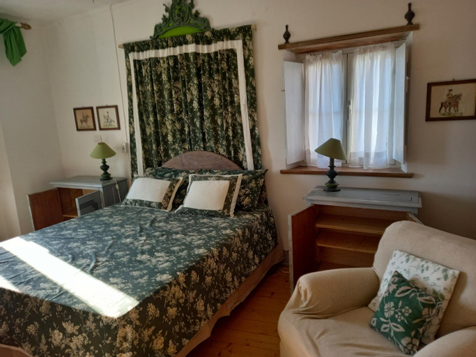 Bedroom 3, Mamatroco, Genova