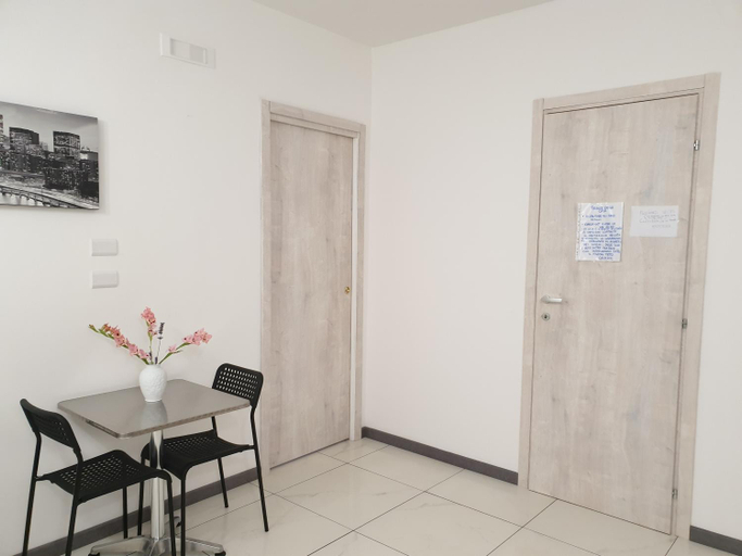 Others 5, B&B Circuit, Florence