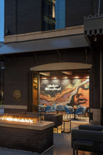 Food & Drinks 5, Hotel Nickel Plate Fishers, Tapestry Collection By Hilton, Hamilton