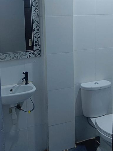 Bathroom 5