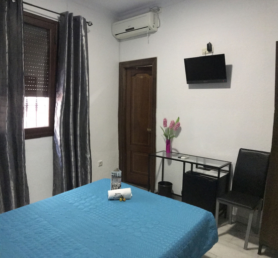 Bedroom 2, Casa de los Faroles, Córdoba