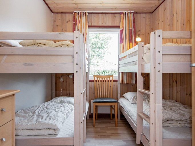 Room 4, 4 Star Holiday Home in Glesborg, Norddjurs