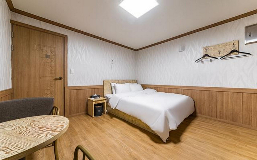 Bedroom 3, Buyeo Gudeorae 119 Beongil Motel, Buyeo