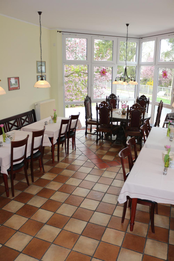 Food & Drinks 3, Gastehaus Kirschgarten, Mainz-Bingen