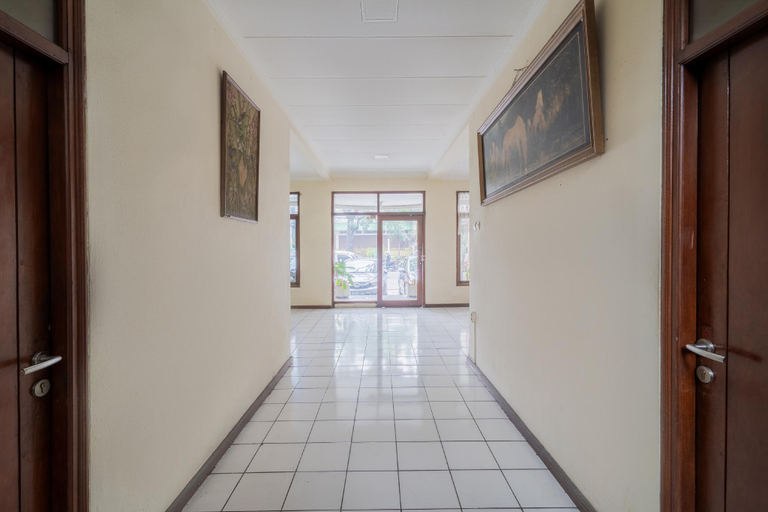 Others 5, Rehat at Karapitan Street Burangrang, Bandung