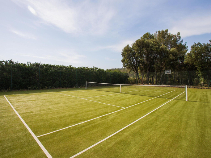 Property amenity, Chateau in Lorgues With Pool & Vineyard Views, Var
