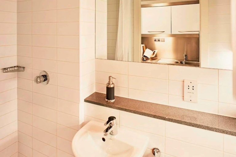 Bathroom 3, Chapter Portobello - Campus Accommodation, London