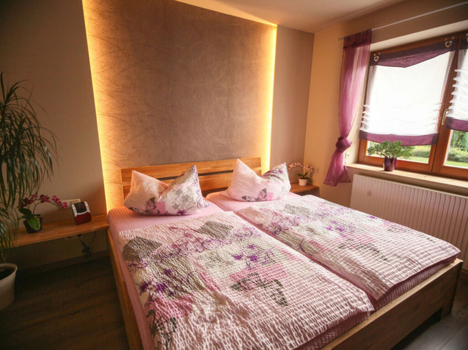 Bedroom 3, Holiday Apartment Estel, Erzgebirgskreis
