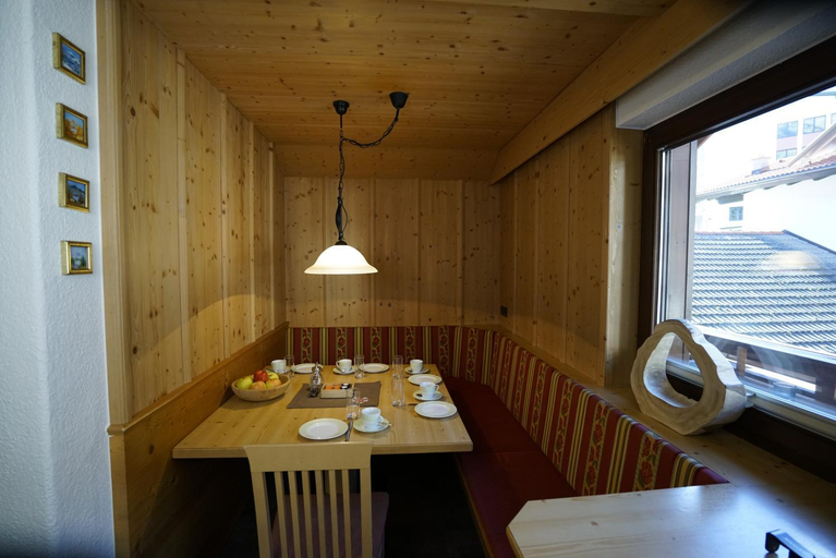 Others 4, Garbershof, Imst