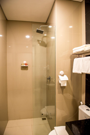 Bathroom 4