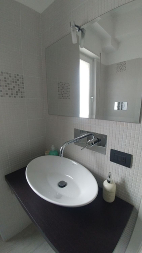 Bathroom 4, B&B I Portici, Catanzaro