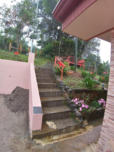 Others 5, Casa entre la naturaleza, Tarrazú