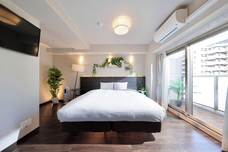 Bedroom 4, Dotonbori Crystal Exe, Osaka