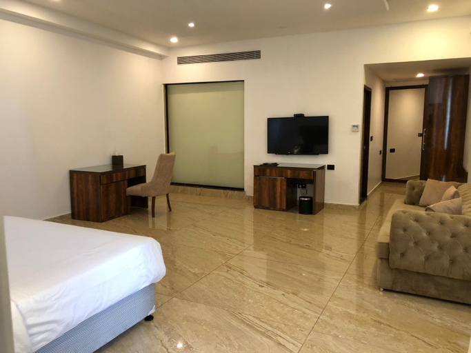 Bedroom 13