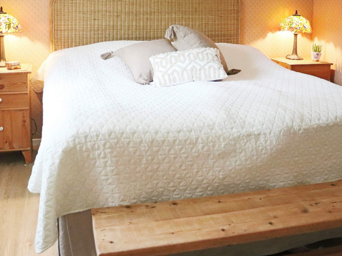Room 4, 4 Star Holiday Home in Tvaaker, Varberg