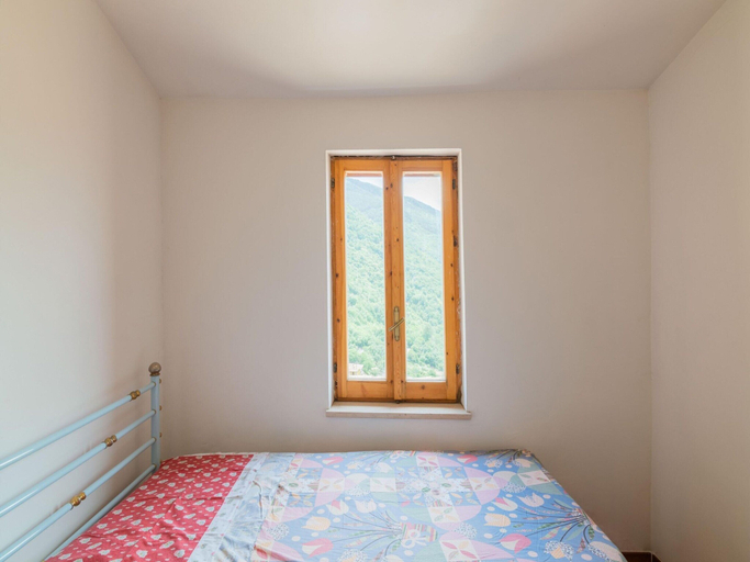 Room 3, Belvilla by OYO Casa Angelica, Terni