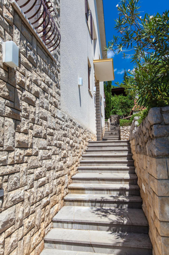 Others 5, Villa Lesic, Crikvenica